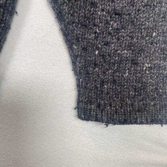 Woolrich Women’s Gray Wool Crew Neck Sweater Long Sleeve Vintage Classic - Picture 7 of 10